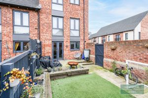 Photo 23- click for photo gallery